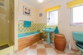 Images for Fairfield Road, Isham, Kettering