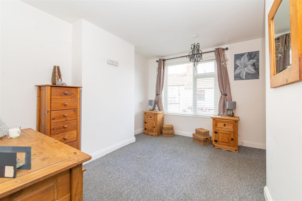 Images for Jubilee Street, Irthlingborough EAID:oscarjamesapi BID:8