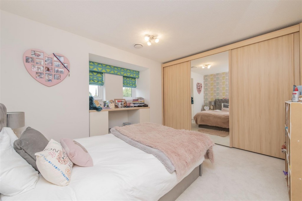 Images for Wold Road, Burton Latimer EAID:oscarjamesapi BID:2