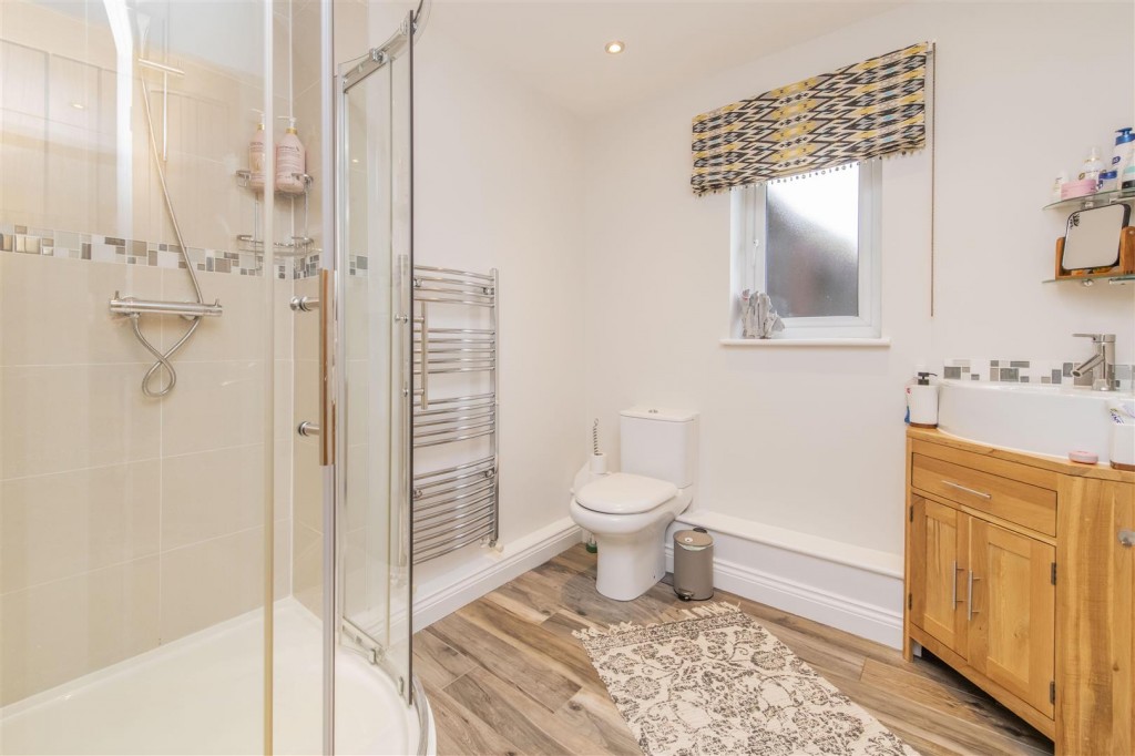 Images for Wold Road, Burton Latimer EAID:oscarjamesapi BID:2