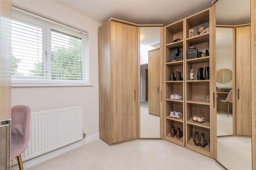 Images for Wold Road, Burton Latimer EAID:oscarjamesapi BID:2