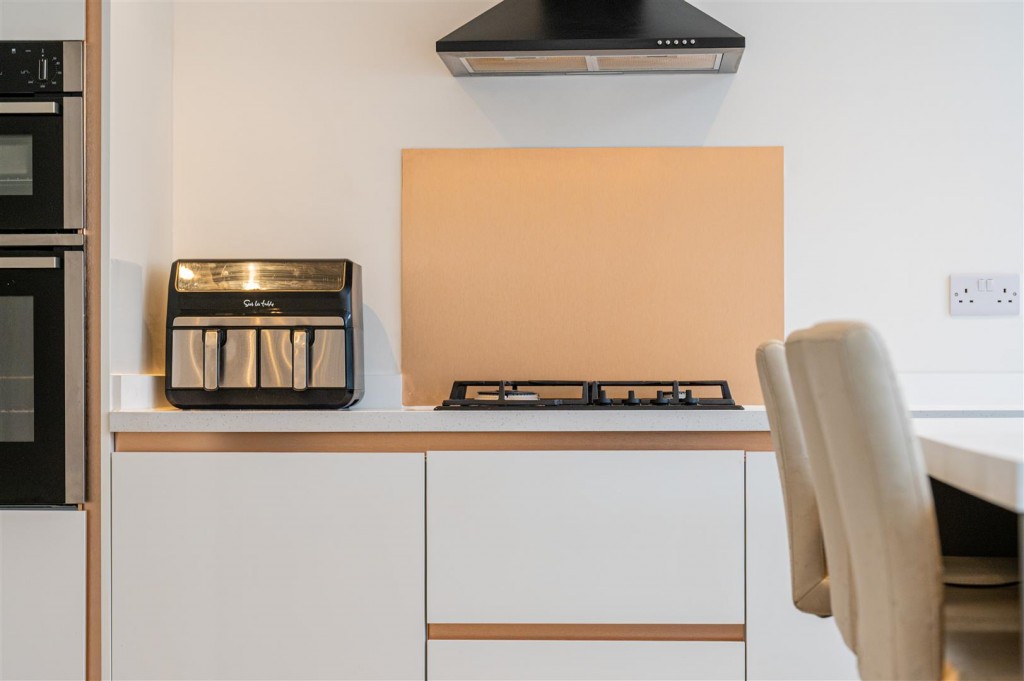 Images for Robinson Way, Wootton, Northampton EAID:oscarjamesapi BID:1