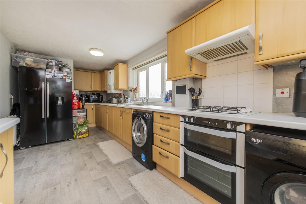 Images for Cupar Crescent, Corby EAID:oscarjamesapi BID:2