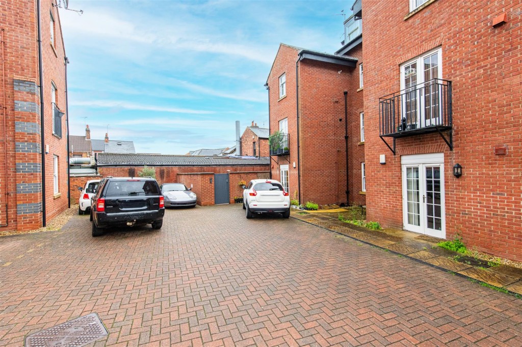 Images for St. Marys Road, Market Harborough EAID:oscarjamesapi BID:5