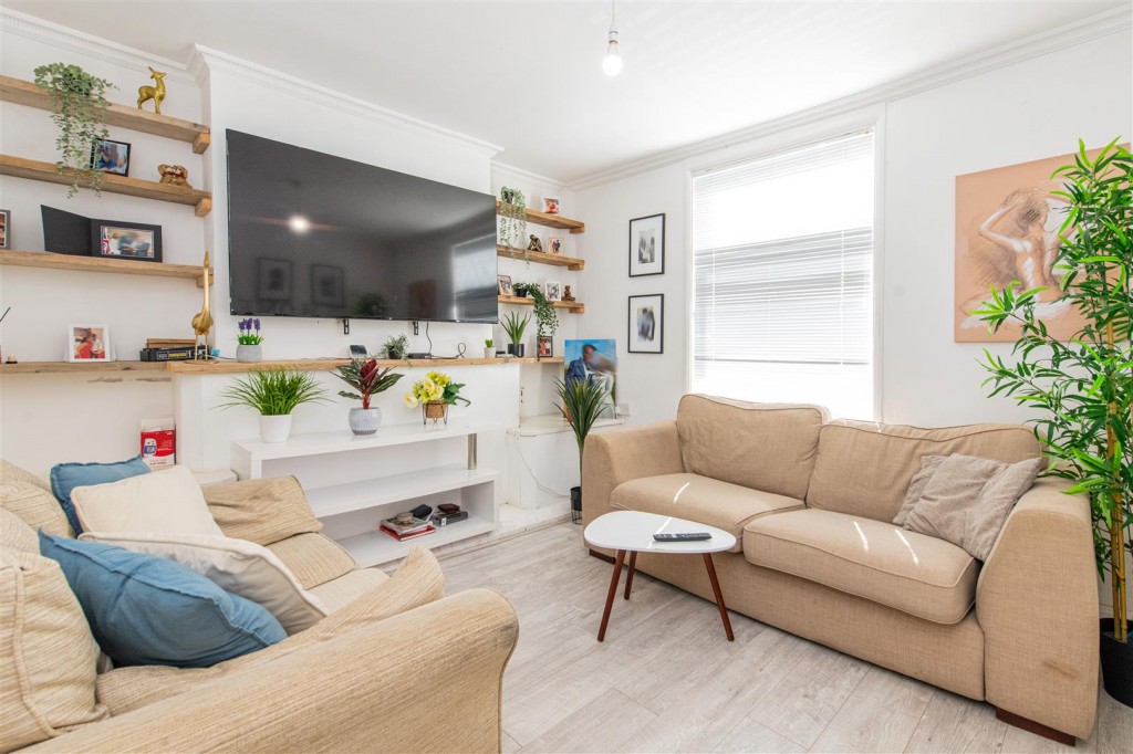 Images for Sackville Street, Kettering EAID:oscarjamesapi BID:2