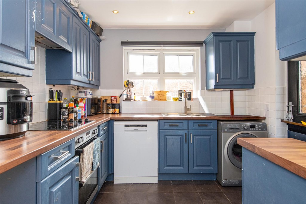 Images for Fox Close, Fleckney EAID:oscarjamesapi BID:5