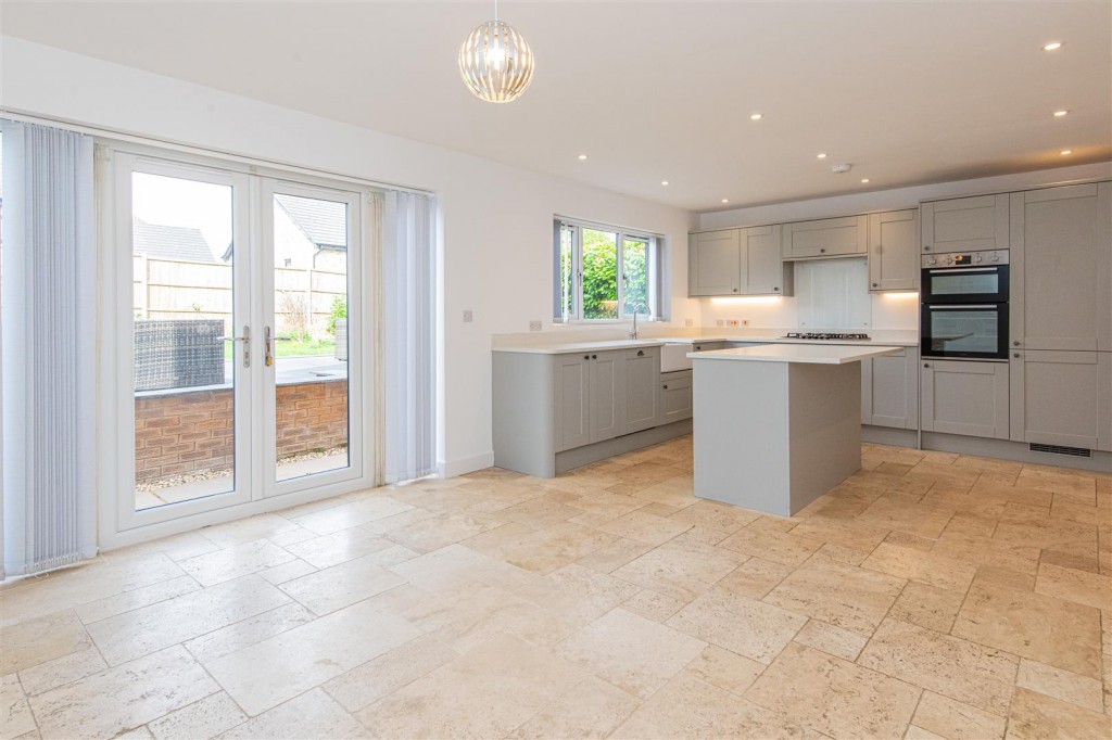 Images for St. Peters Road, Oundle, Peterborough EAID:oscarjamesapi BID:4