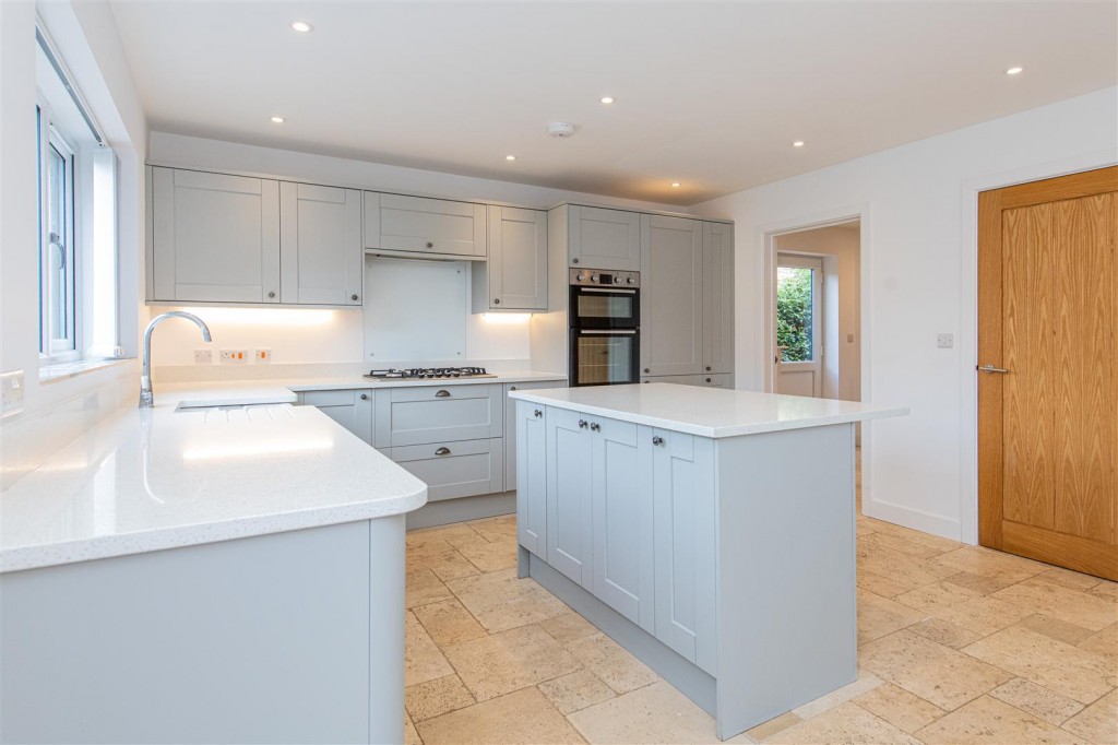 Images for St. Peters Road, Oundle, Peterborough EAID:oscarjamesapi BID:4