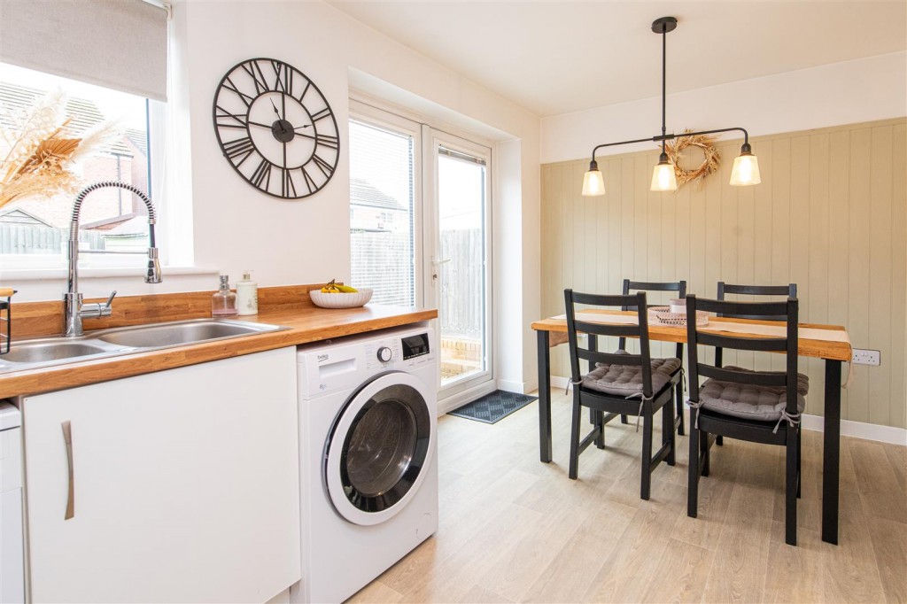 Images for Seawell Road, Weldon, Corby EAID:oscarjamesapi BID:4