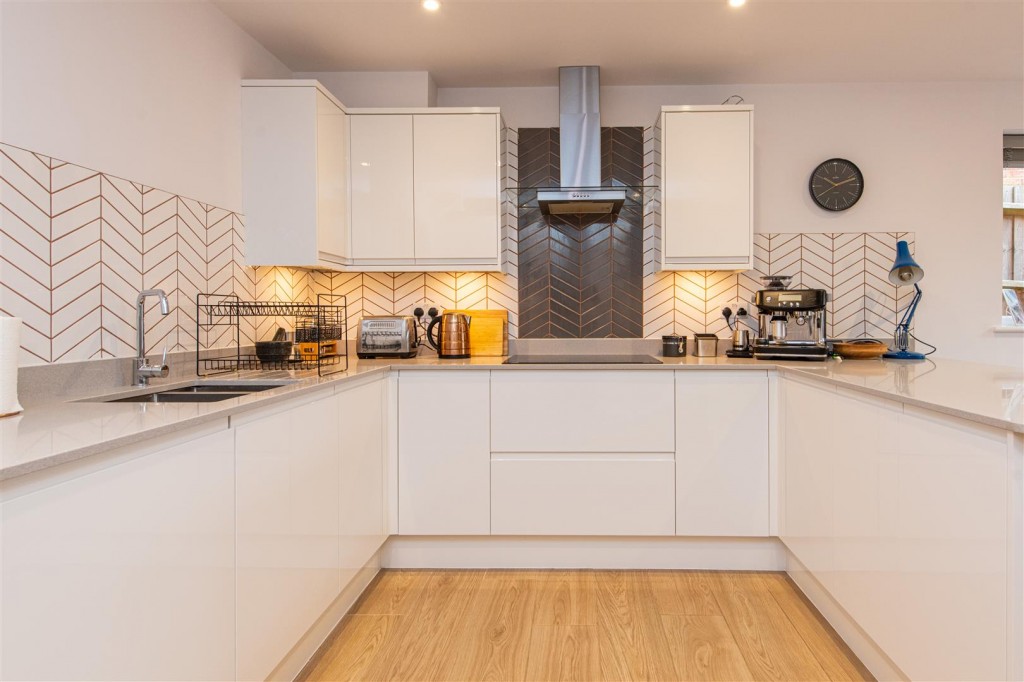 Images for Orchard Road, Finedon EAID:oscarjamesapi BID:3