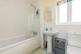 Images for Virginia Crescent, Burton Latimer