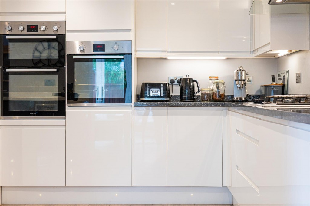 Images for Oban Close, Kettering EAID:oscarjamesapi BID:2