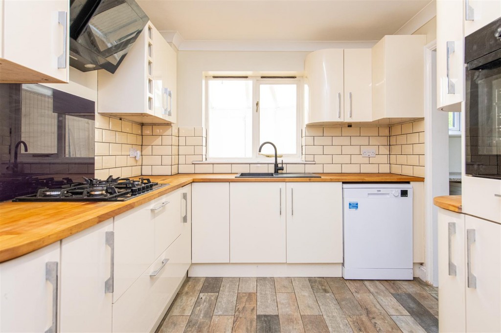 Images for St. Peters Court, Raunds EAID:oscarjamesapi BID:8