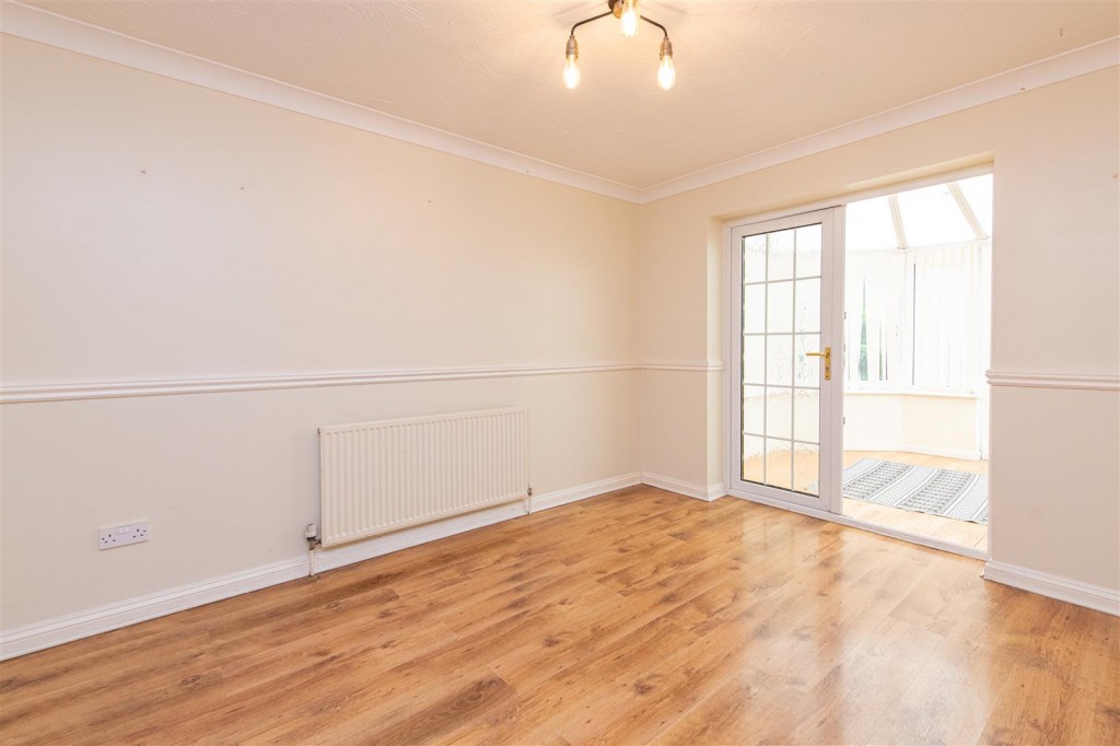 Images for St. Peters Court, Raunds EAID:oscarjamesapi BID:8