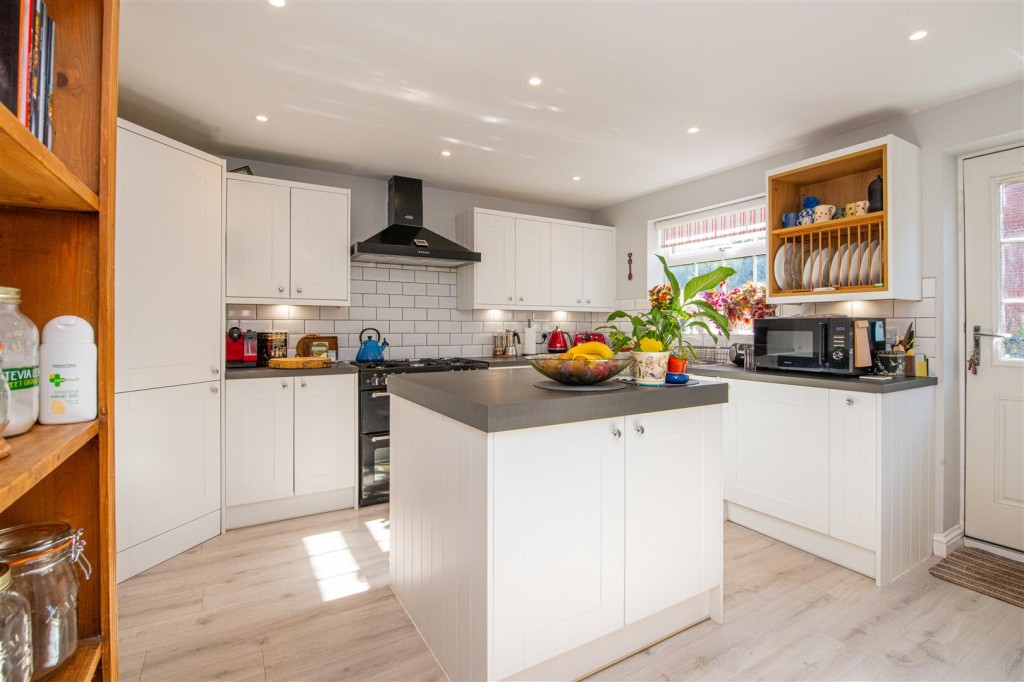 Images for Rye Close, Burton Latimer EAID:oscarjamesapi BID:3