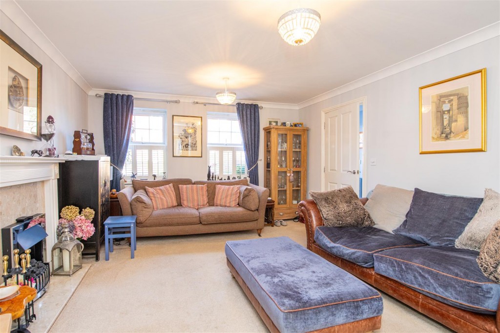 Images for Rye Close, Burton Latimer EAID:oscarjamesapi BID:3