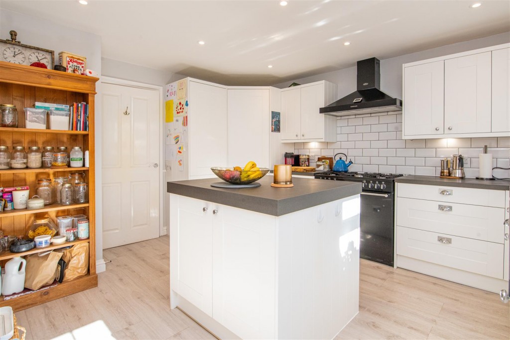 Images for Rye Close, Burton Latimer EAID:oscarjamesapi BID:3