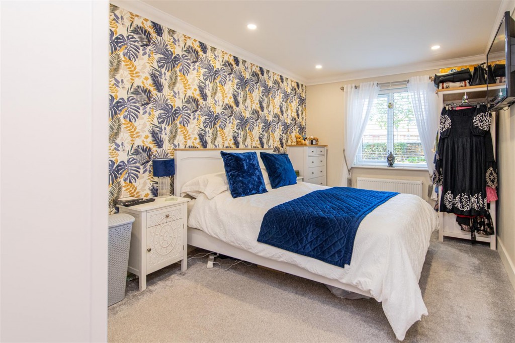 Images for Broad Green, Wellingborough EAID:oscarjamesapi BID:6