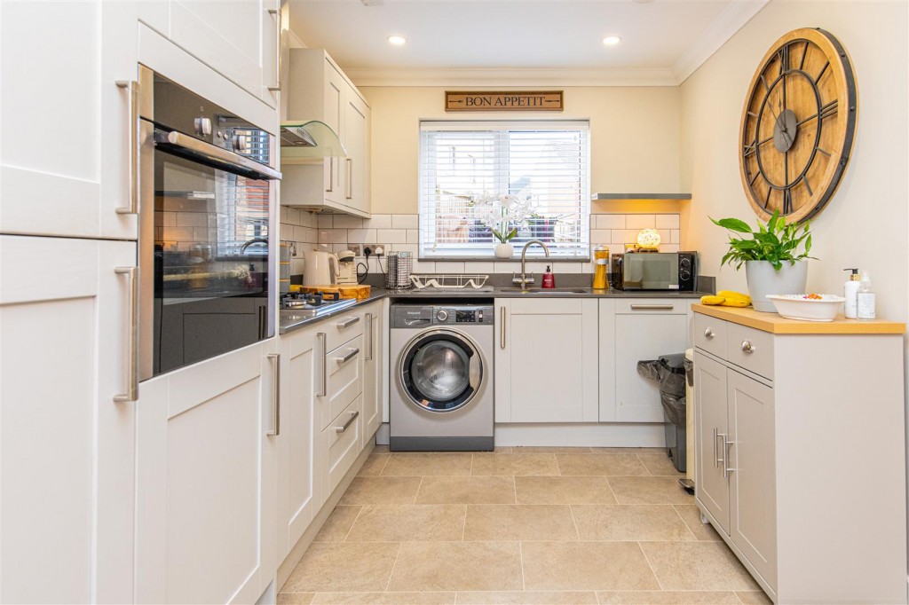 Images for Broad Green, Wellingborough EAID:oscarjamesapi BID:6