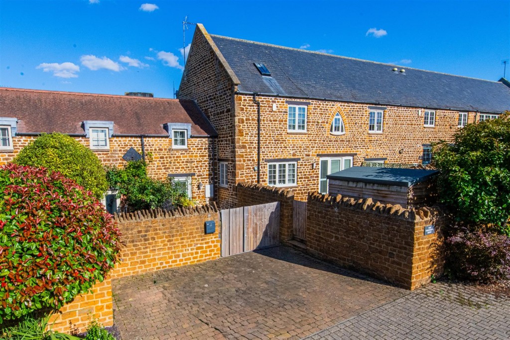 Images for Bell Hill, Finedon EAID:oscarjamesapi BID:3