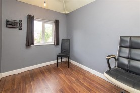 Images for Deeneside, Weldon