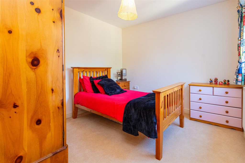 Images for Cricketers Green, Weldon, Corby EAID:oscarjamesapi BID:4