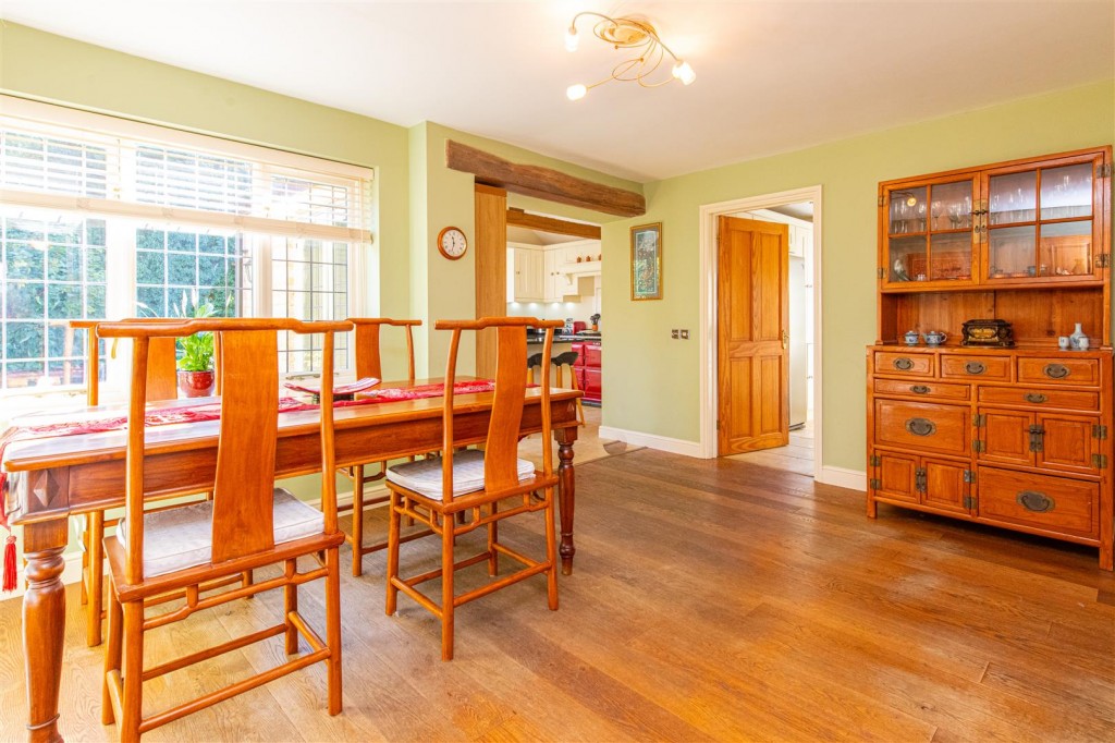 Images for Cricketers Green, Weldon, Corby EAID:oscarjamesapi BID:4