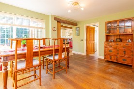 Images for Cricketers Green, Weldon, Corby