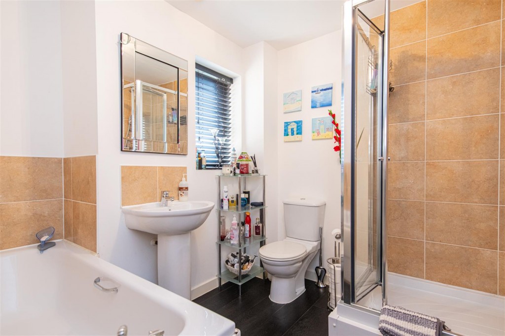 Images for Windermere Drive, Corby EAID:oscarjamesapi BID:4