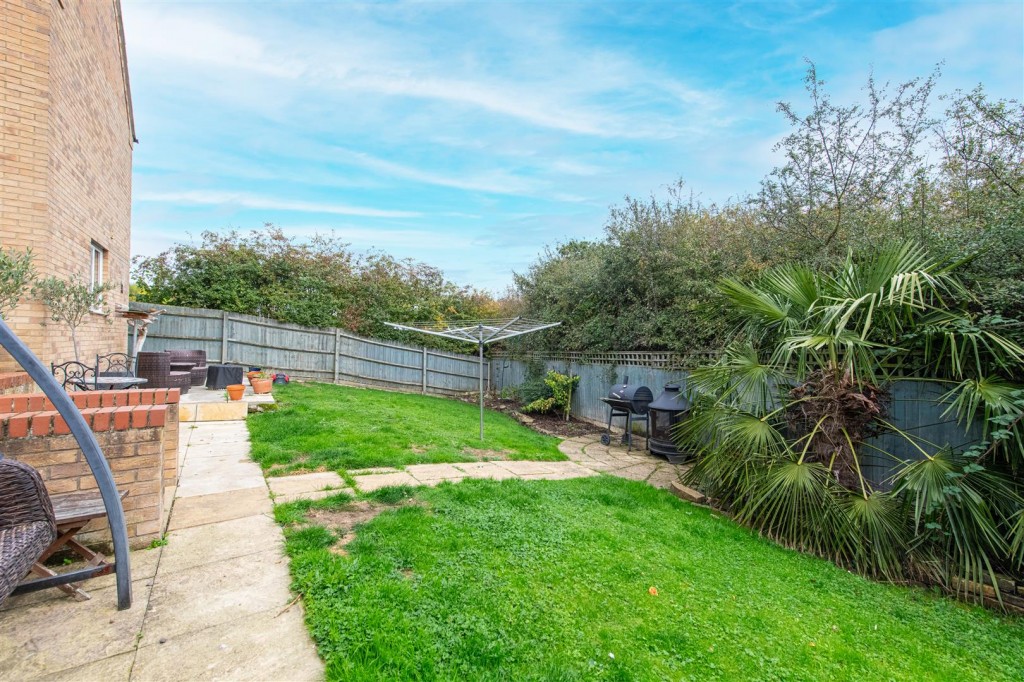 Images for Windermere Drive, Corby EAID:oscarjamesapi BID:4