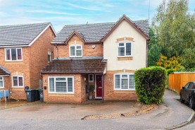 Images for Hatfield Close, Wellingborough