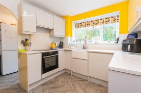 Images for Hatfield Close, Wellingborough