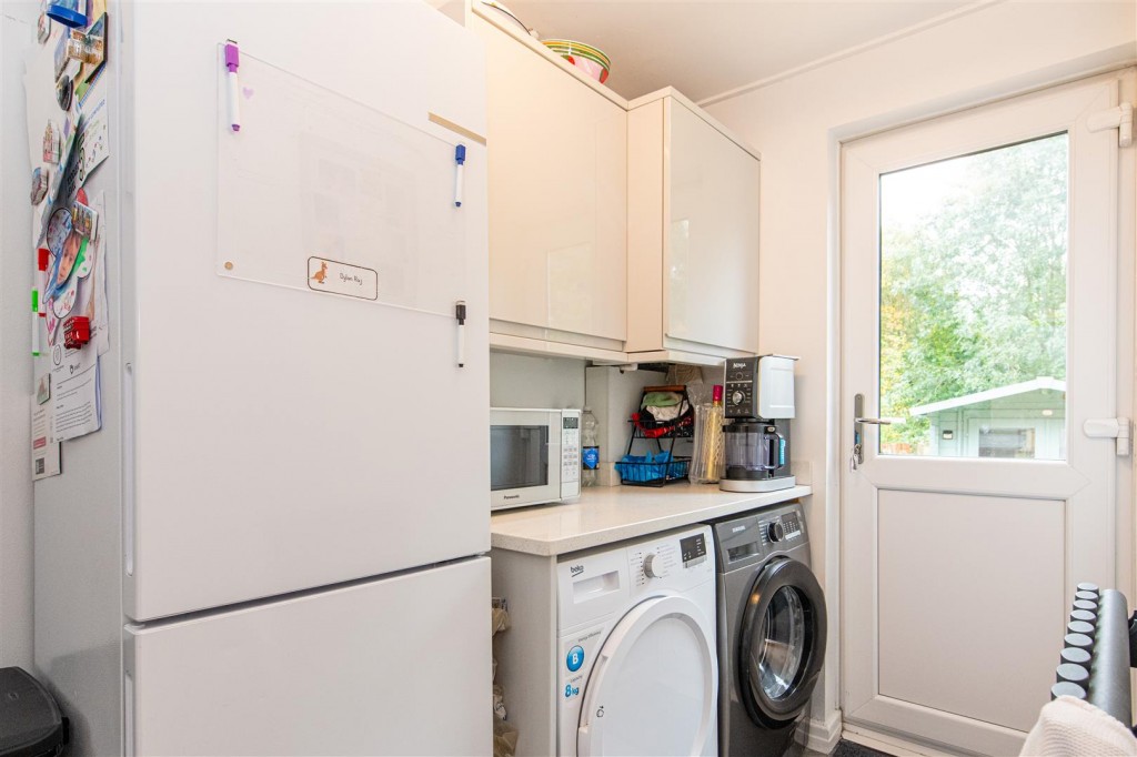 Images for Hatfield Close, Wellingborough EAID:oscarjamesapi BID:6