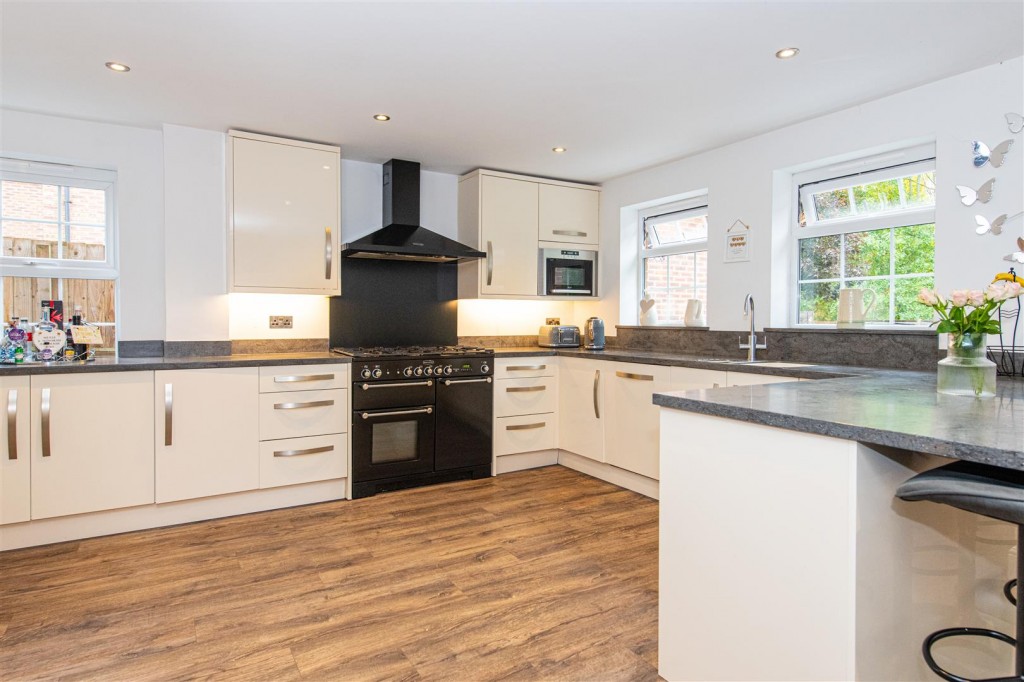 Images for Swift Close, Grange Park, Northampton EAID:oscarjamesapi BID:1