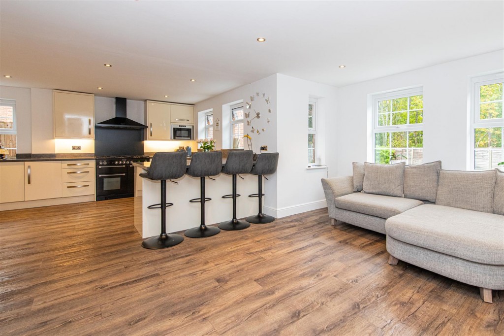 Images for Swift Close, Grange Park, Northampton EAID:oscarjamesapi BID:1