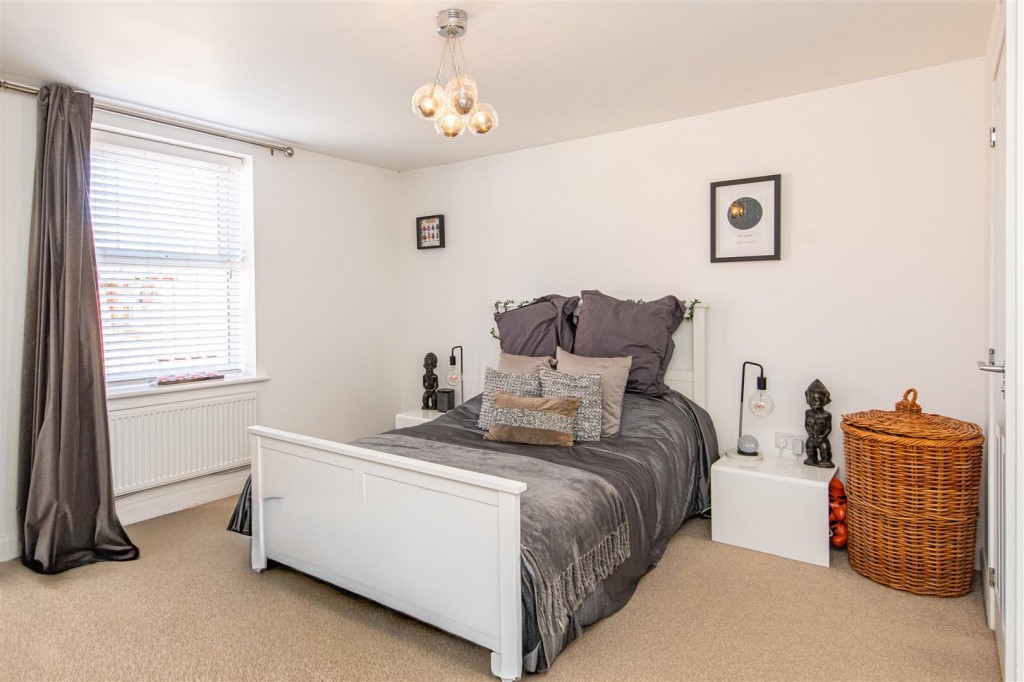 Images for Nightingale Way, Higham Ferrers EAID:oscarjamesapi BID:8