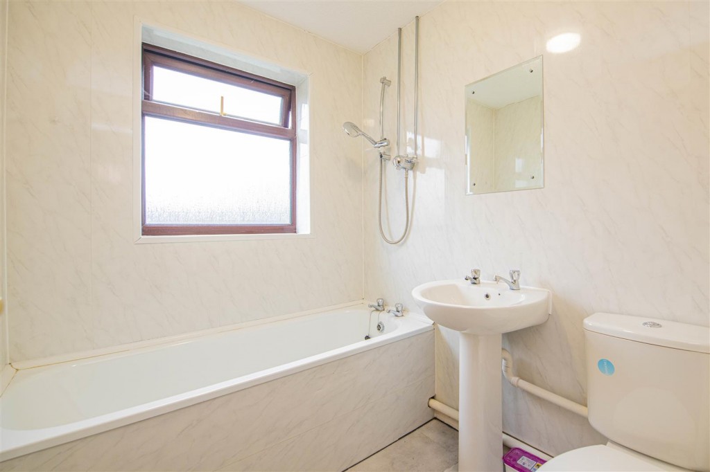 Images for Windermere Drive, Wellingborough EAID:oscarjamesapi BID:2