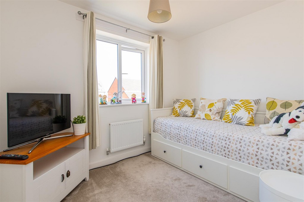 Images for Philips Field Close, Kettering EAID:oscarjamesapi BID:3