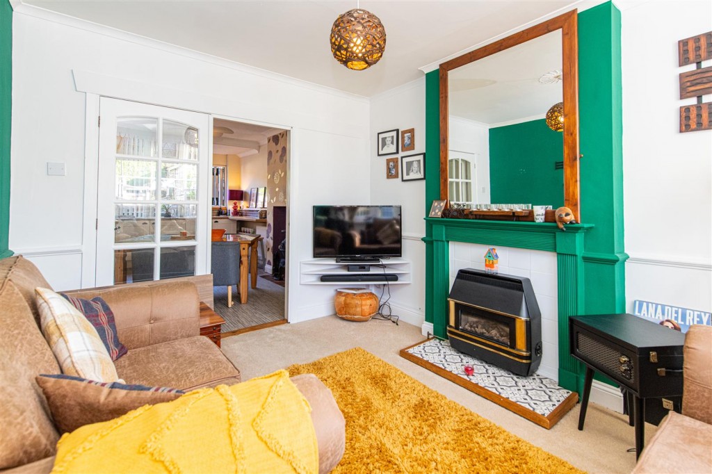 Images for Waverley Road, Kettering EAID:oscarjamesapi BID:2
