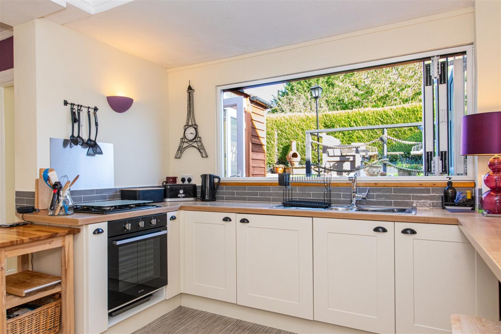 Images for Waverley Road, Kettering EAID:oscarjamesapi BID:2