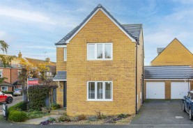 Images for Green Crescent, Desborough