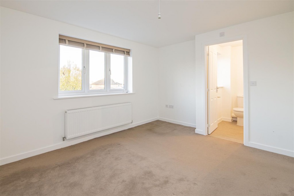 Images for Green Crescent, Desborough EAID:oscarjamesapi BID:2