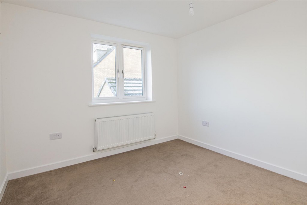 Images for Green Crescent, Desborough EAID:oscarjamesapi BID:2
