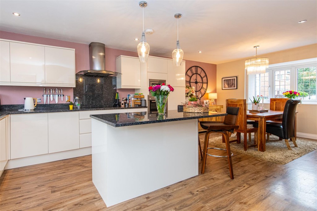 Images for Birley Close, Barton Seagrave EAID:oscarjamesapi BID:3