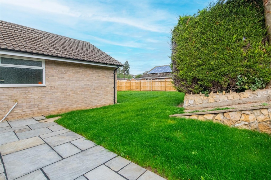 Images for Severn Way, Kettering EAID:oscarjamesapi BID:2