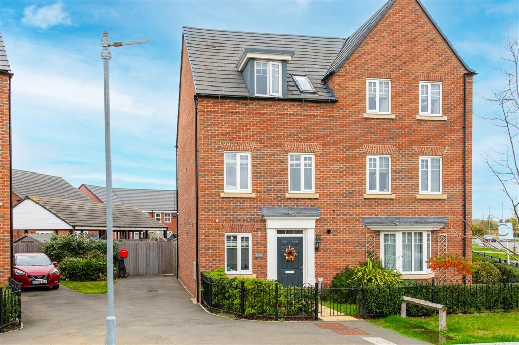 Images for Belton Road, Barton Seagrave, Kettering EAID:oscarjamesapi BID:2