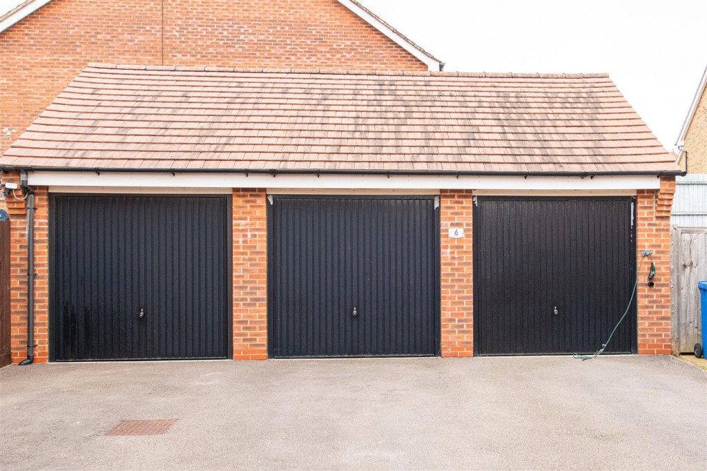 Images for Goodwood Close, Burton Latimer EAID:oscarjamesapi BID:3