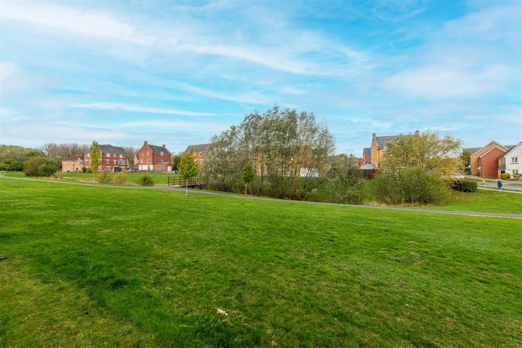 Images for Clarendon Close, Lt Stanion, Corby EAID:oscarjamesapi BID:4