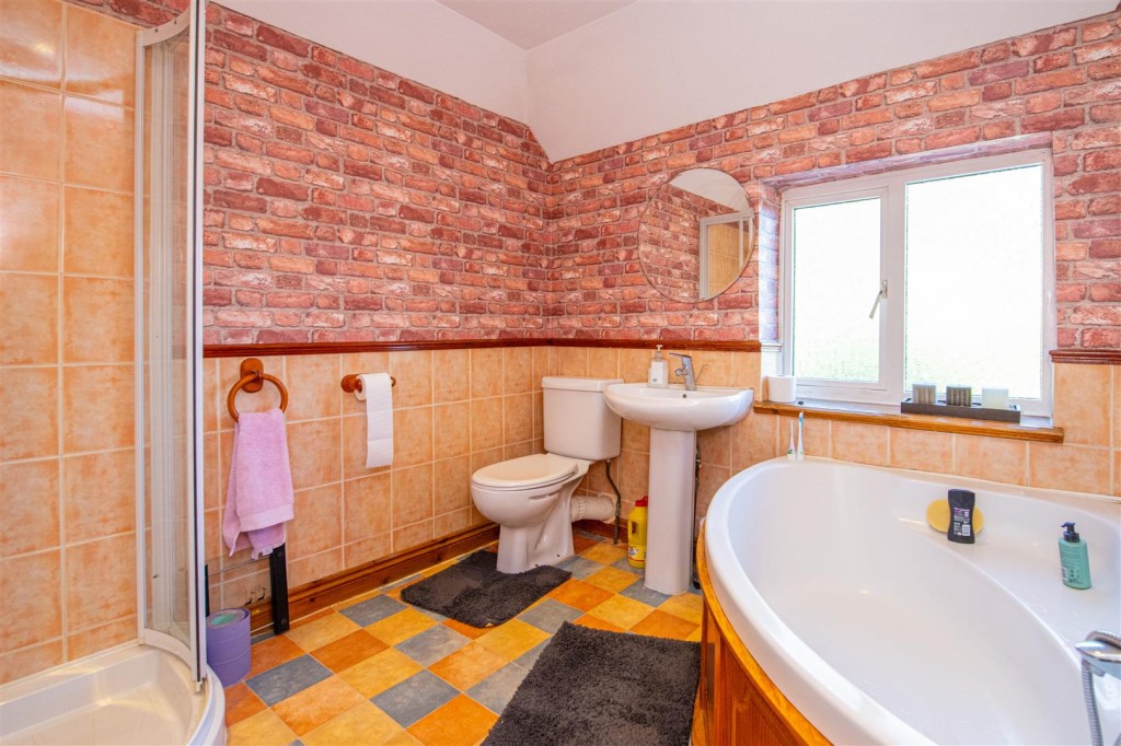 Images for Kingsway, Wellingborough EAID:oscarjamesapi BID:6