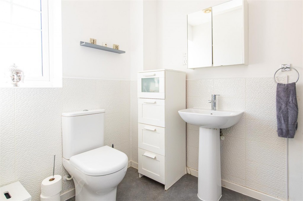 Images for Virginia Crescent, Burton Latimer EAID:oscarjamesapi BID:3